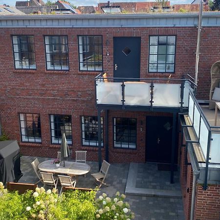Loftwohnung 2 Simmerdeis An Der Gracht Friedrichstadt Exteriör bild